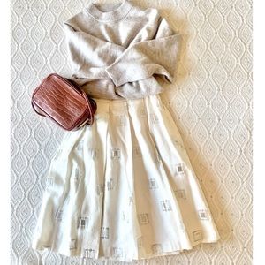 🛍 H&M pleated skirt